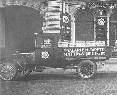 Maalarien Tapetti-, Matto ja Vriliike Oy:n myyml